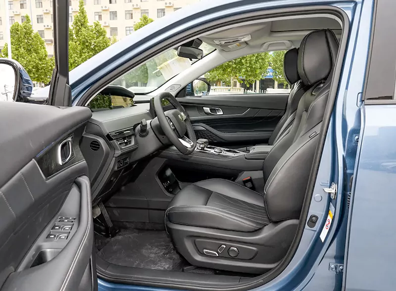 نمای جانبی چانگان UNI-K نمای جانبی چانگان UNI-K