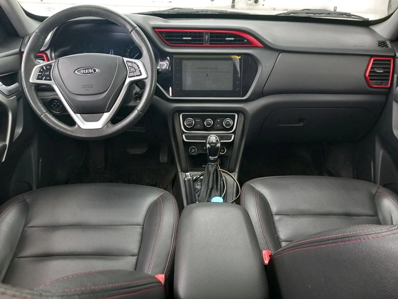 طراحی داخلی ام وی ام X33 اسپرت طراحی داخلی ام وی ام X33 اسپرت