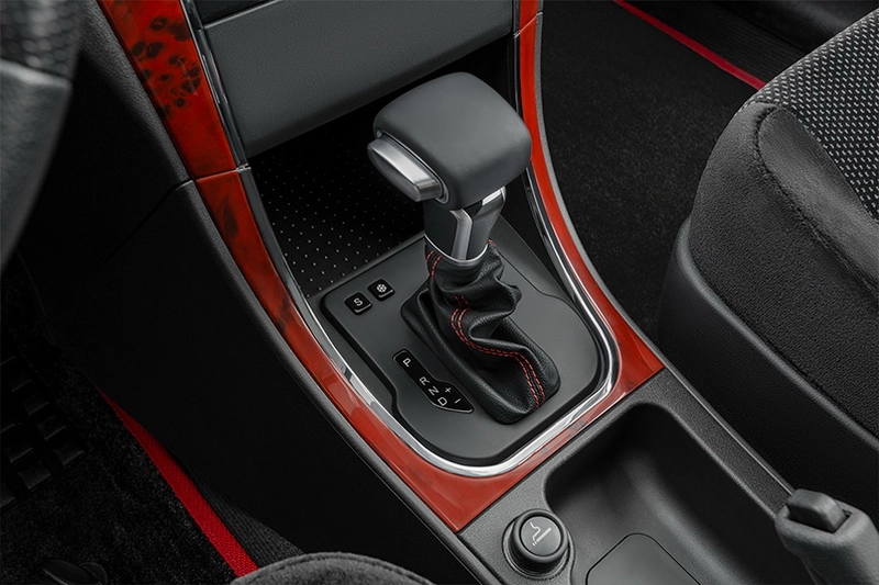 المان های موجود در کابین دنا پلاس توربو اتومات