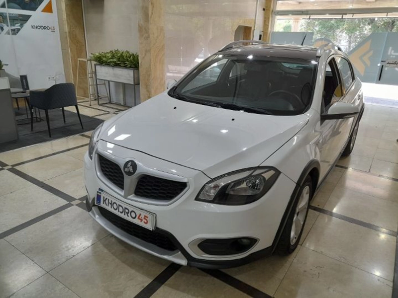 طراحی ظاهری برلیانس کراس