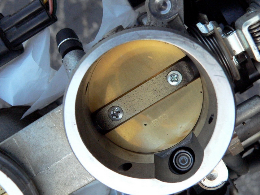 پولکی دریچه گاز یا شیر پروانه ای پولکی دریچه گاز یا شیر پروانه ای