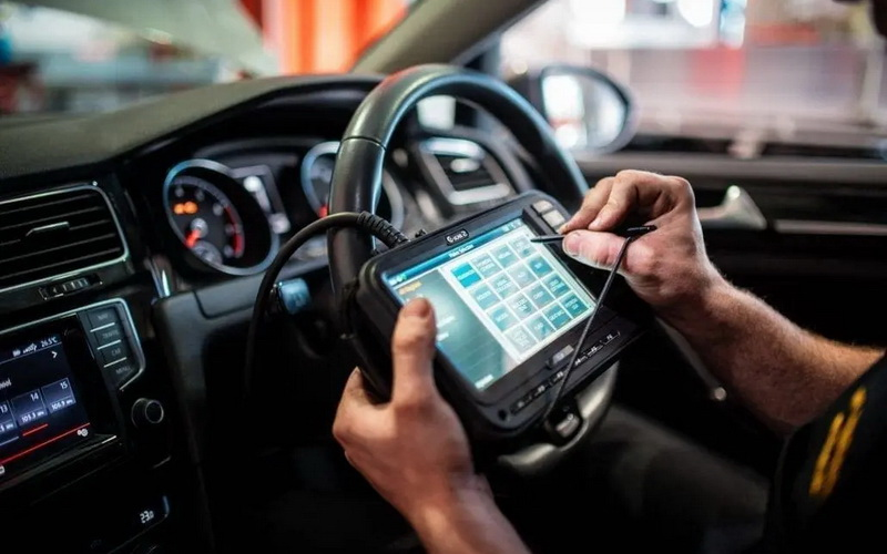 دیاگ زدن از راه های تشخیص عیب سنسور کیلومتر ماشین است دیاگ زدن از راه های تشخیص عیب سنسور کیلومتر ماشین است