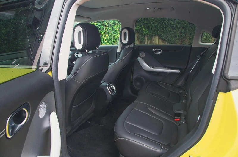 کابین اسمارت هشتگ 1