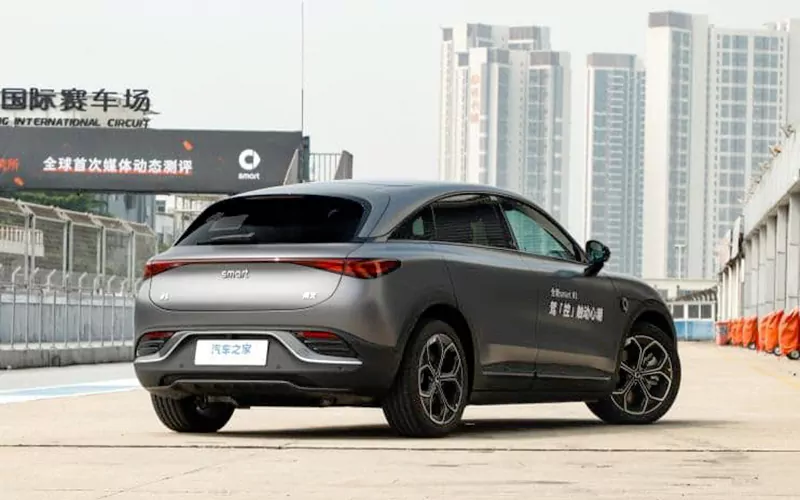 نمای عقب اسمارت هشتگ ۳ نمای عقب اسمارت هشتگ ۳