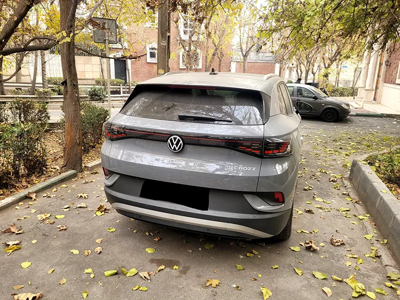 نمای عقب فولکس واگن ID4 Pure خاکستری نمای عقب فولکس واگن ID4 Pure خاکستری