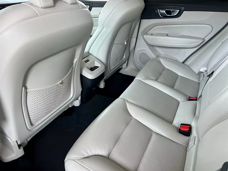 صندلی عقب ولوو XC60 صندلی عقب ولوو XC60