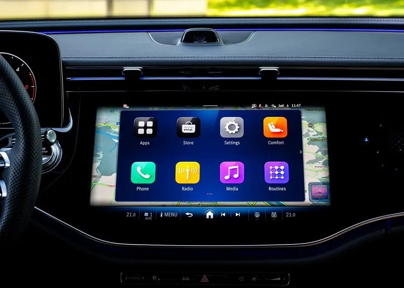 نمایشگر مرسدس بنز E200 مدل ۲۰۲۵