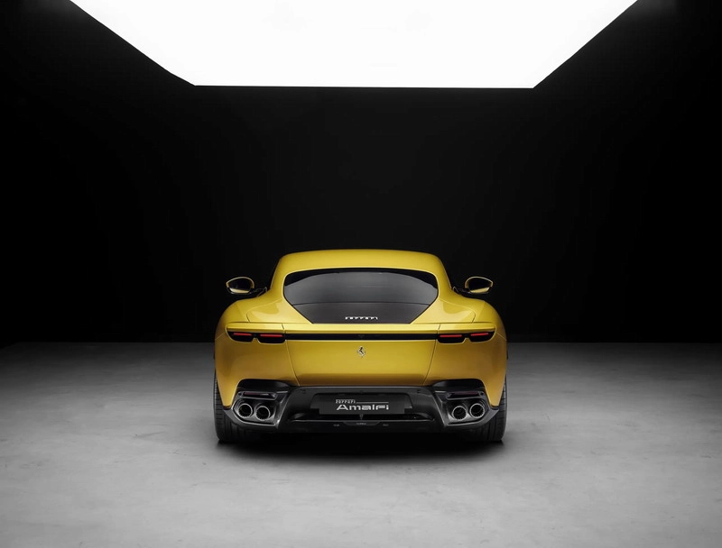 نمای عقب فراری آمالفی نمای عقب فراری آمالفی