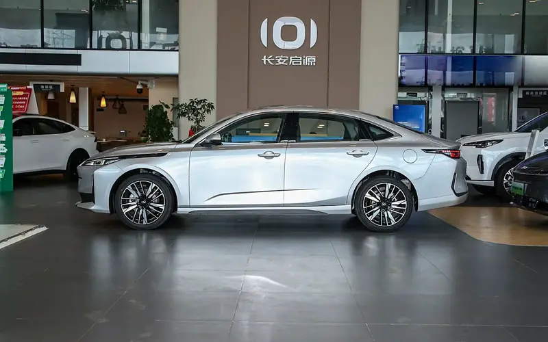 تجربه رانندگی نوو A05 