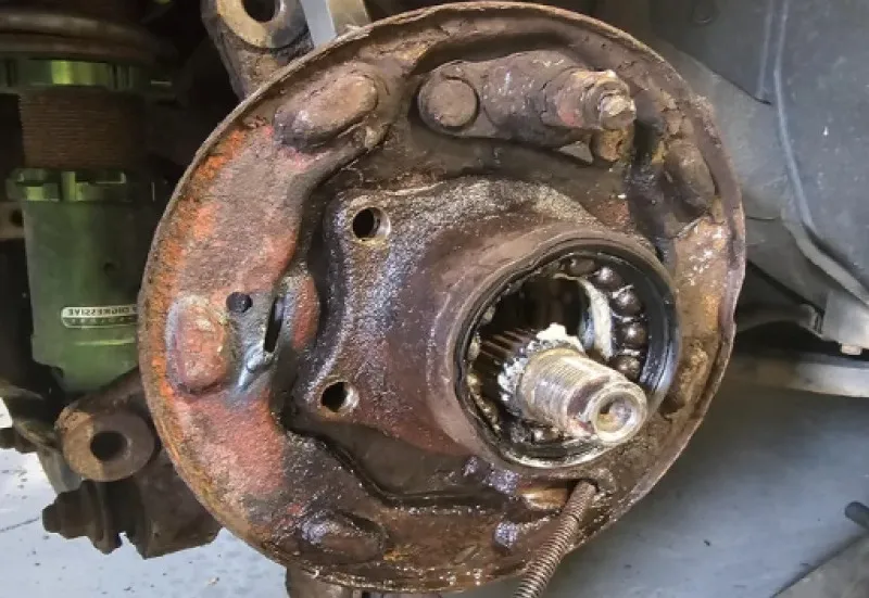 انواع ابزار مورد نیاز برای تشخیص خرابی بلبرینگ چرخ