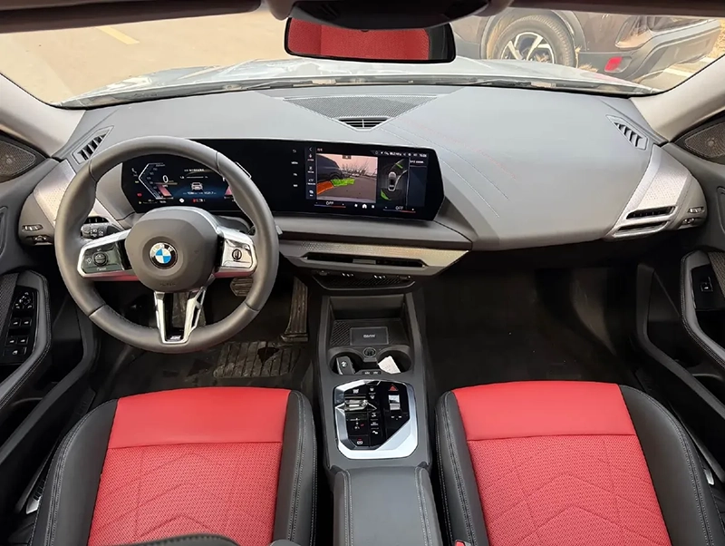 طراحی داخلی بی ام و 225L M Sport طراحی داخلی بی ام و 225L M Sport