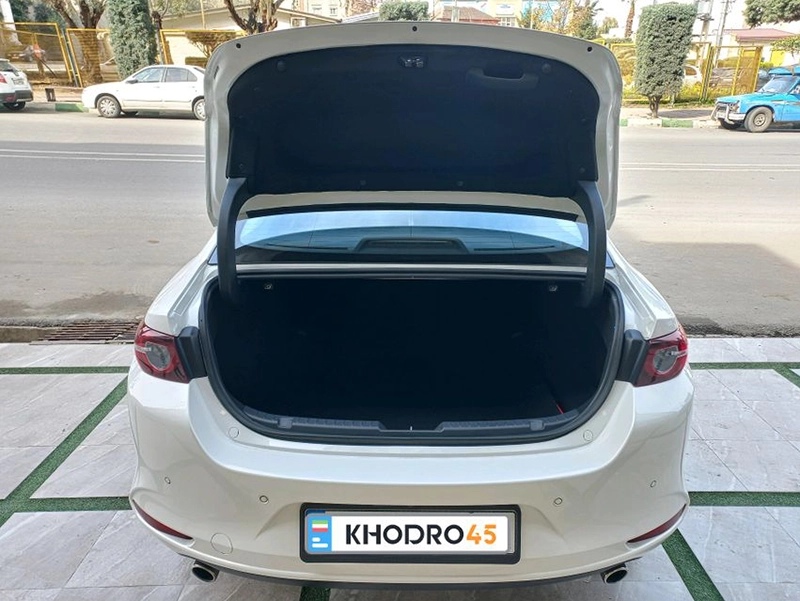 فضای صندوق عقب مزدا 3 فضای صندوق عقب مزدا 3