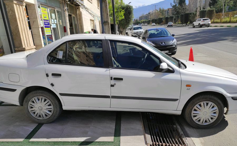 نمای جانبی سمند LX EF7 نمای جانبی سمند LX EF7