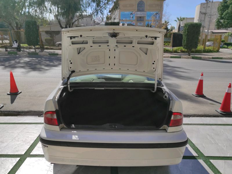 فضای صندوق عقب سمند LX EF7 فضای صندوق عقب سمند LX EF7