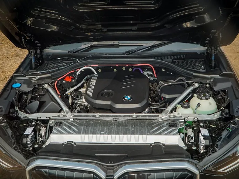 مشخصات فنی بی ام و X3 xDrive 25L مدل ۲۰۲۵ مشخصات فنی بی ام و X3 xDrive 25L مدل ۲۰۲۵