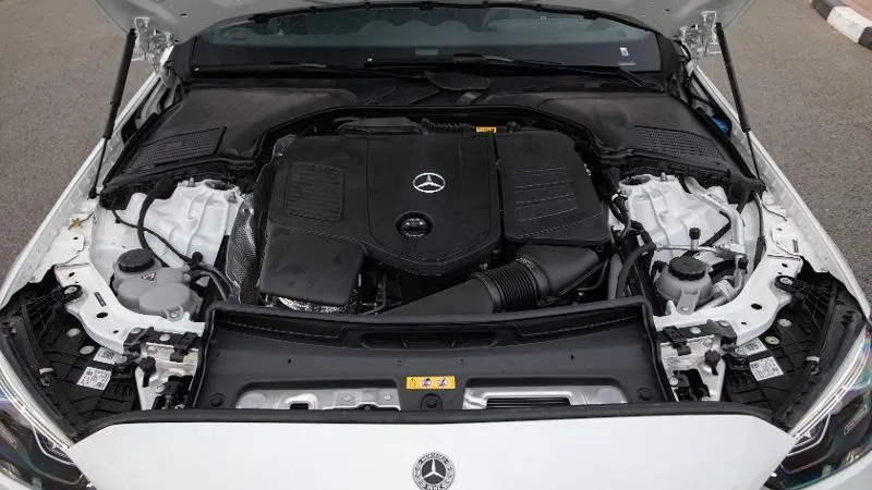 موتور خودروی مرسدس بنز C200 L موتور خودروی مرسدس بنز C200 L