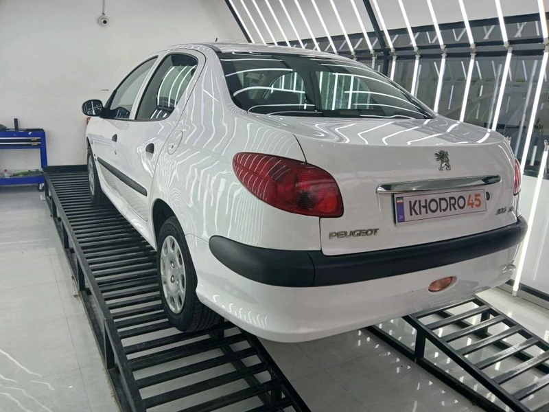 نمای جانبی پژو ۲۰۶ SD V2 نمای جانبی پژو ۲۰۶ SD V2