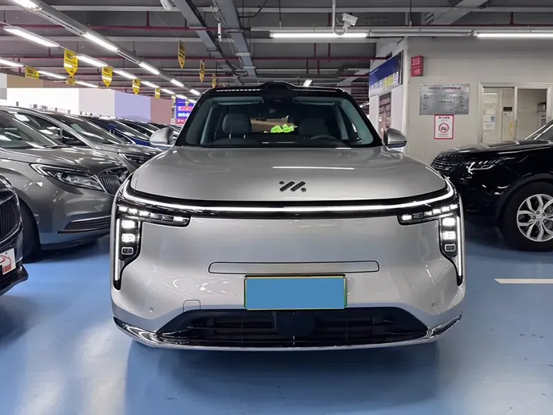 نمای جلو IM LS9 نمای جلو IM LS9
