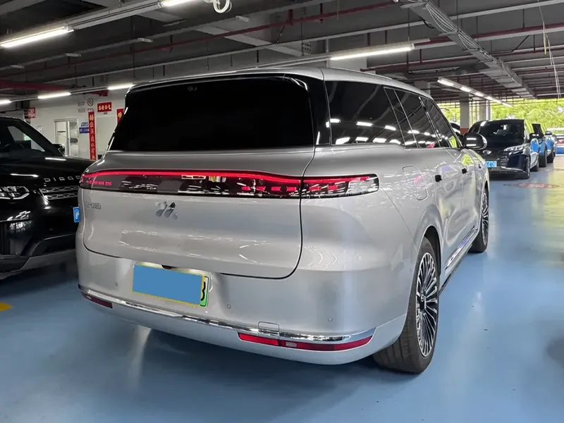 نمای جانبی IM LS9 نمای جانبی IM LS9